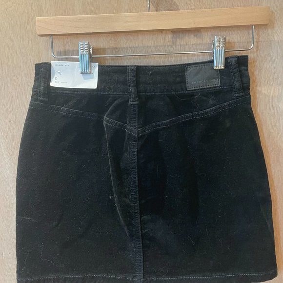 AE 🛍️ SALE 2️⃣ for $15! New Black Velvet Mini 0 (25W) - Picture 3 of 9